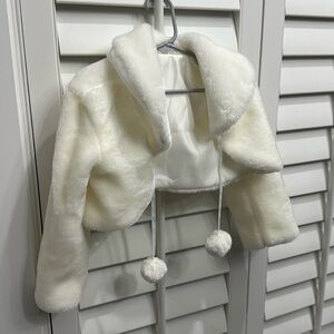 Toddler girls size 3T/4T white cape jacket